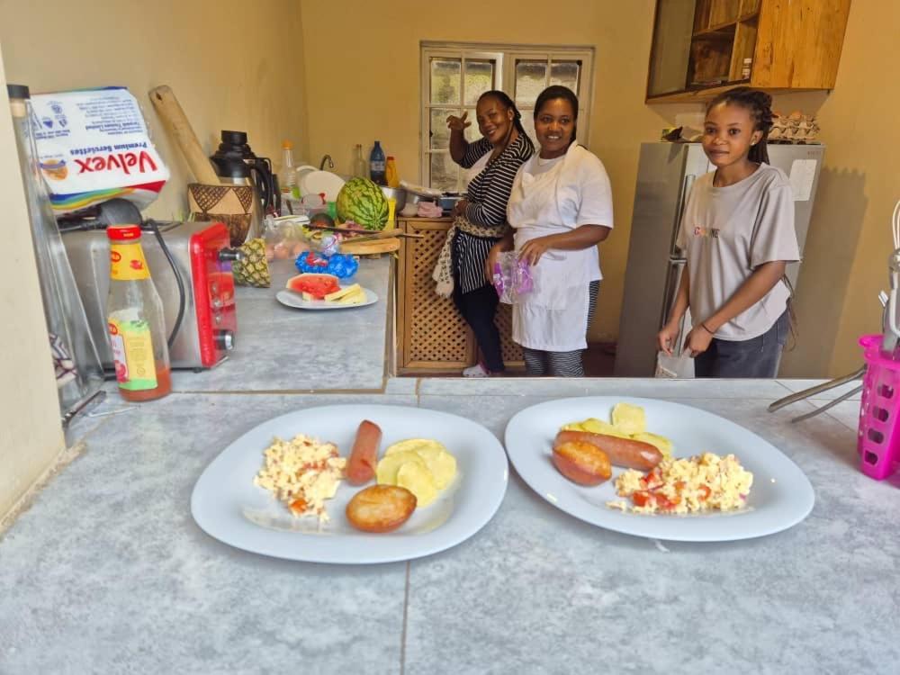 Seven Seven B&B Arusha Buitenkant foto